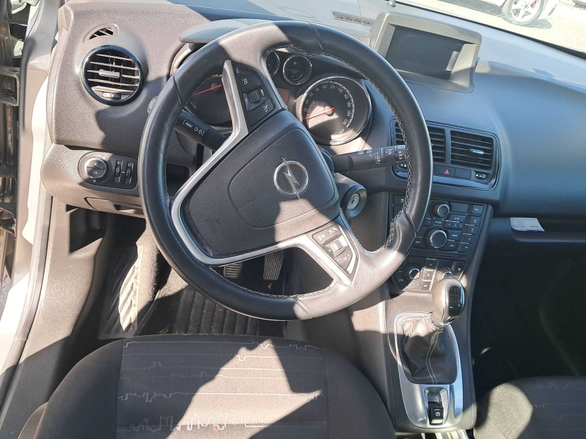 Opel Meriva, 2015