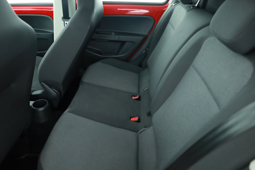 Volkswagen Up!, 2014