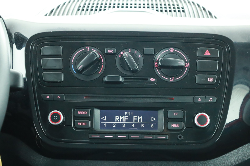 Volkswagen Up!, 2014