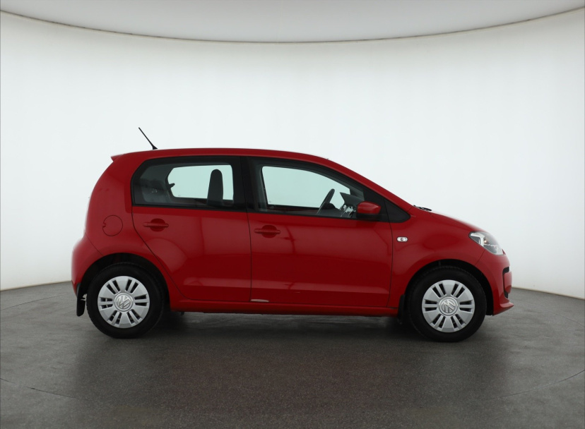 Volkswagen Up!, 2014