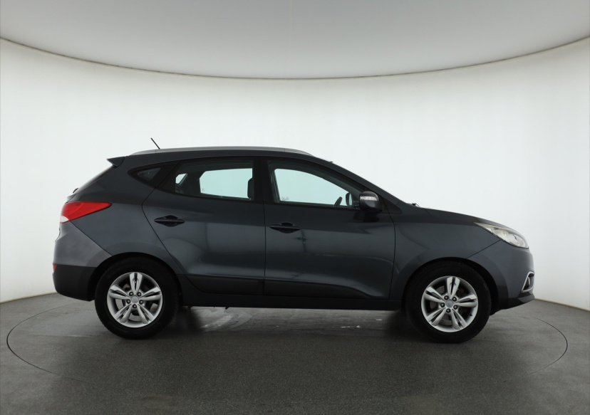 Hyundai ix35, 2011