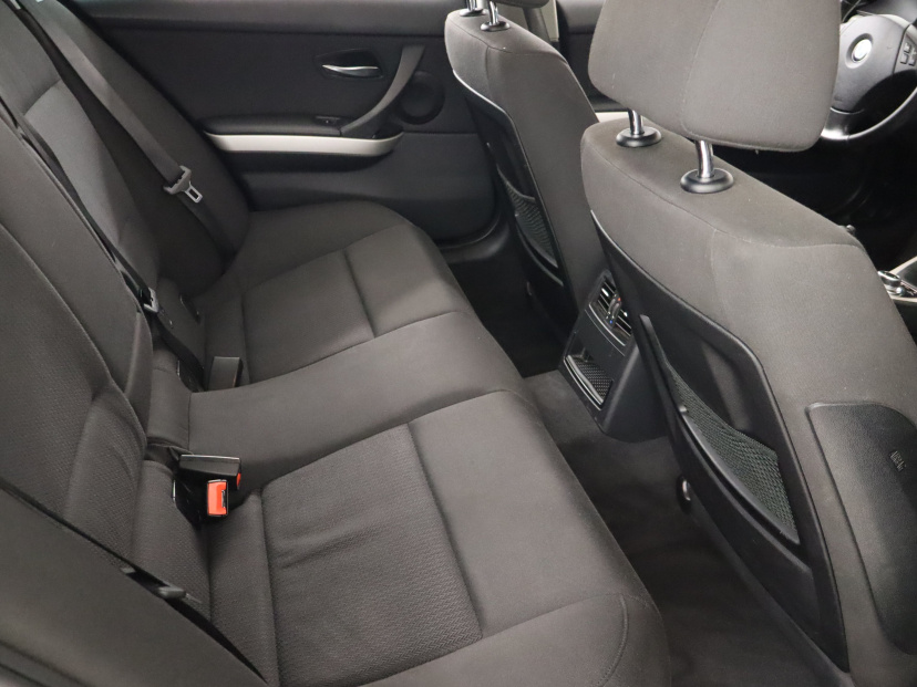 BMW 3, 2011