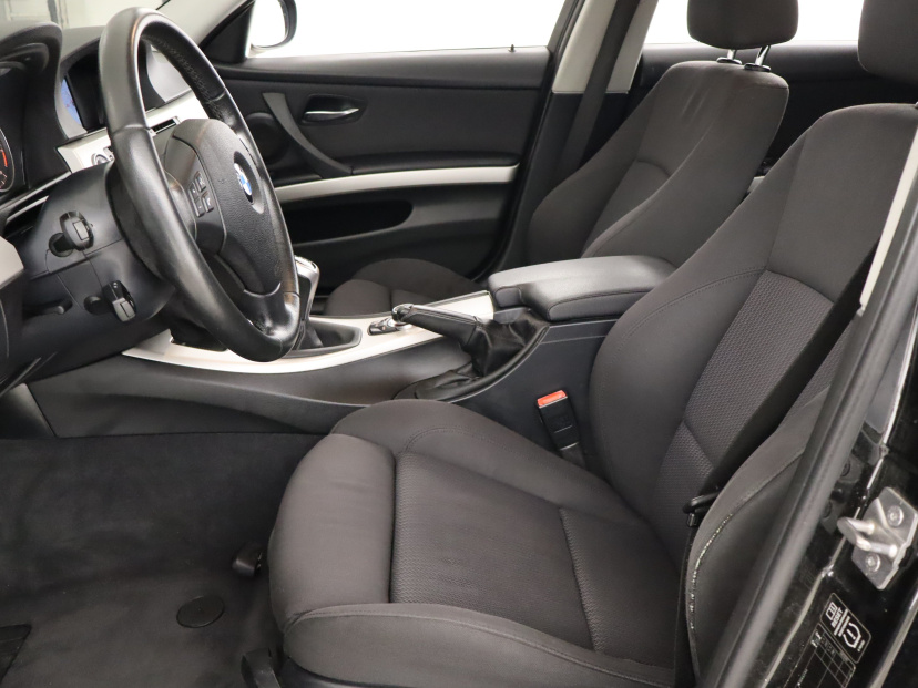BMW 3, 2011