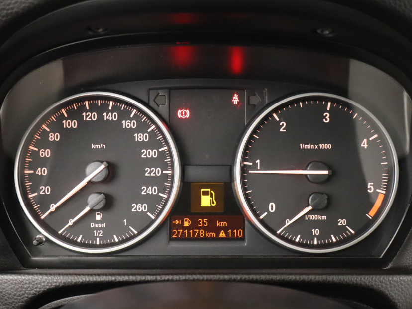 BMW 3, 2011