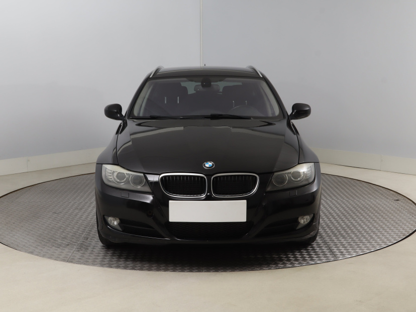 BMW 3, 2011