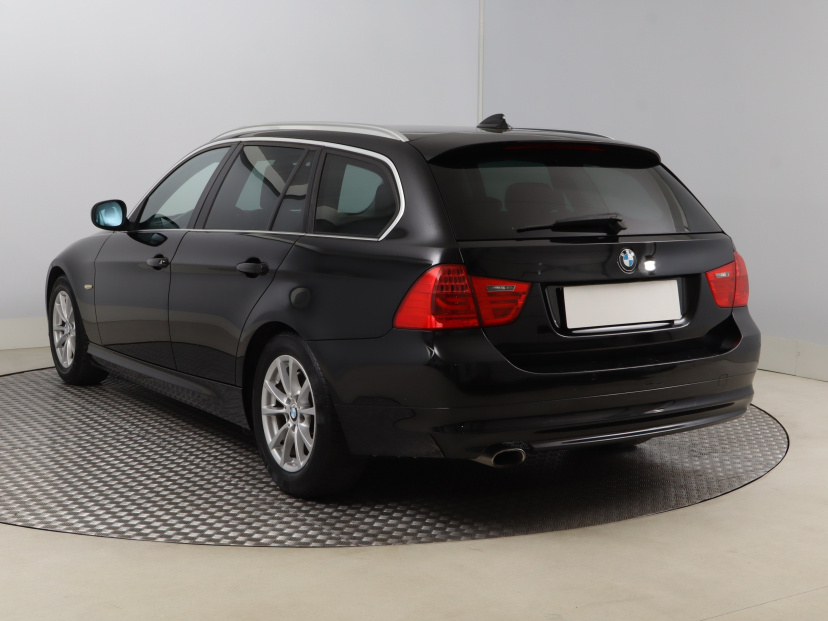 BMW 3, 2011