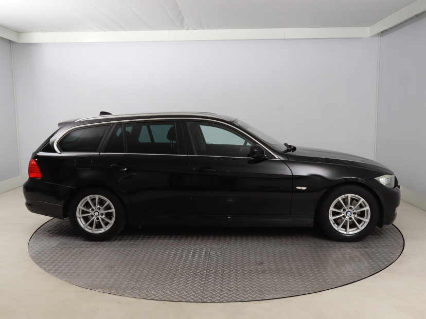 BMW 3, 2011