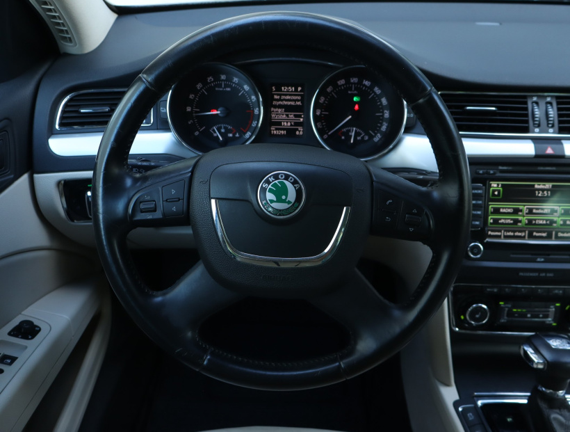 Škoda Superb, 2012