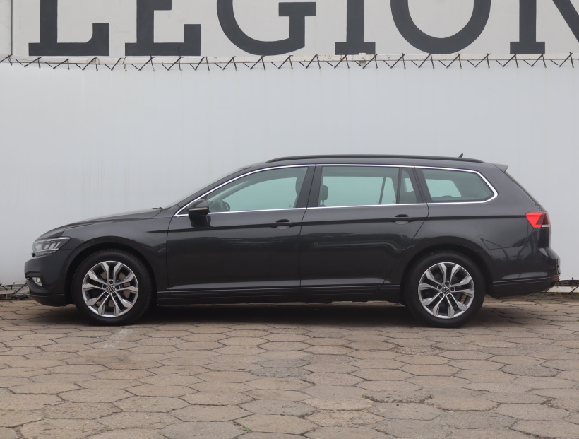 Volkswagen Passat, 2021