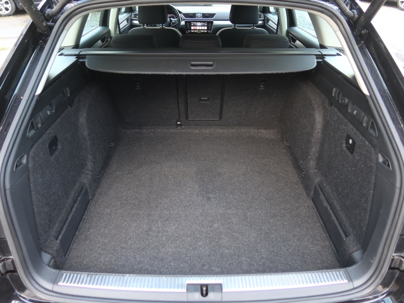 Škoda Superb, 2022