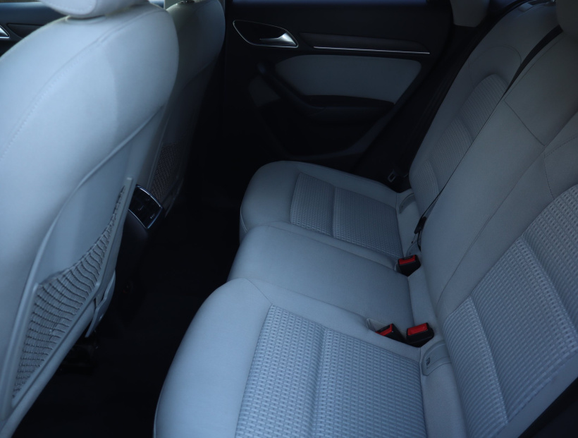 Audi Q3, 2012