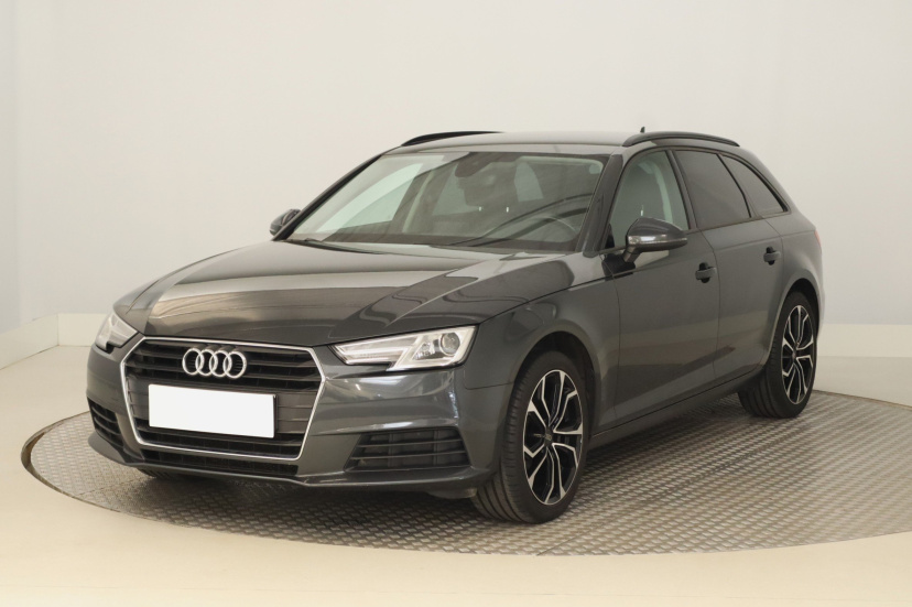 Audi A4, 2016