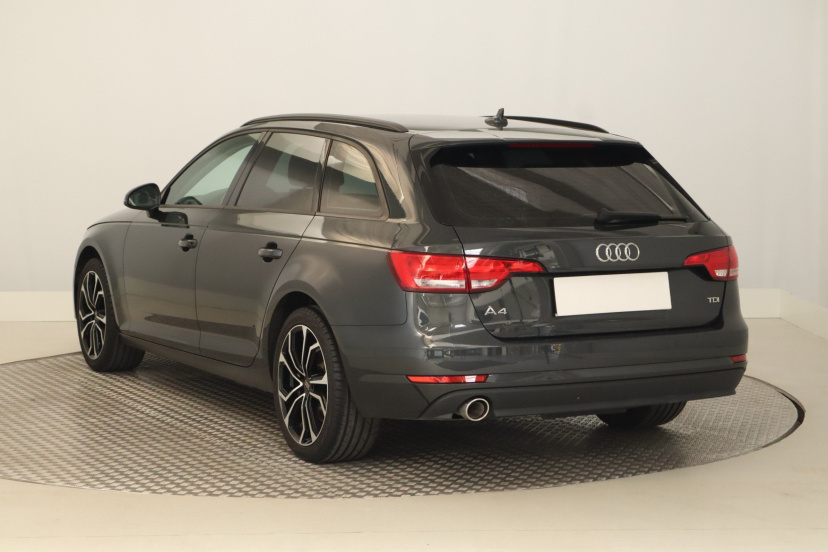 Audi A4, 2016