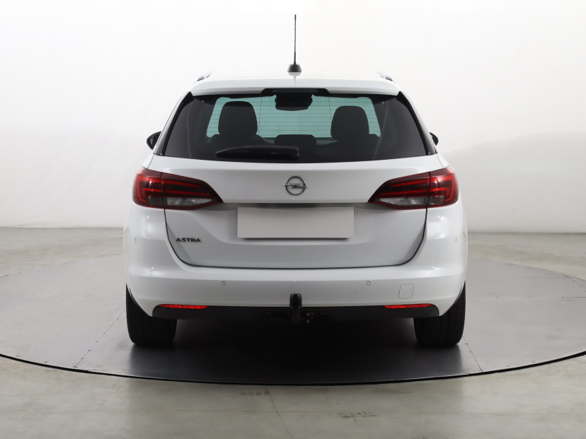 Opel Astra, 2016
