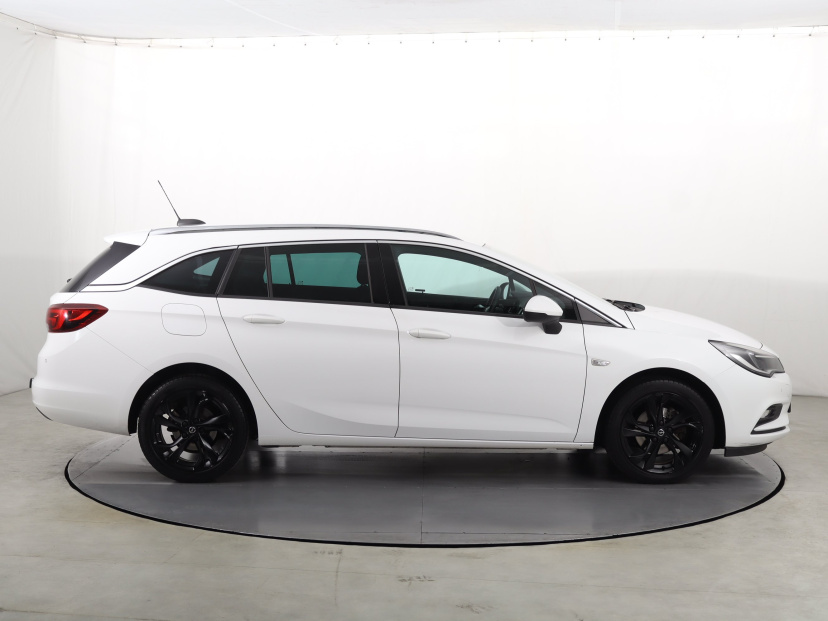 Opel Astra, 2016