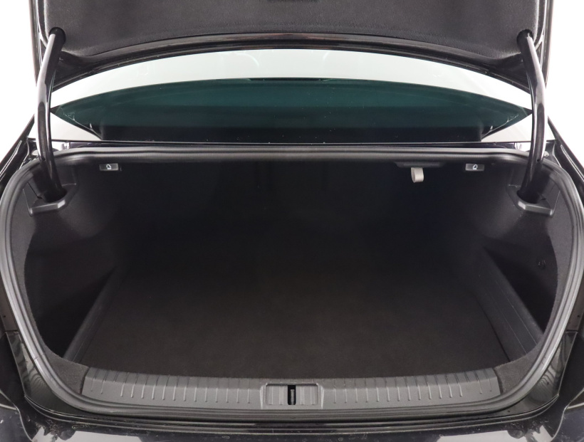 Volkswagen Passat, 2016