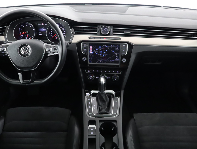 Volkswagen Passat, 2016