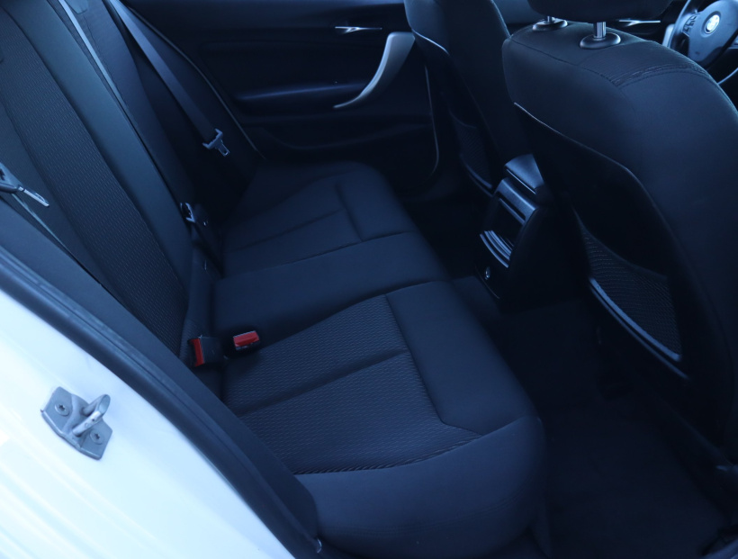 BMW 1, 2019