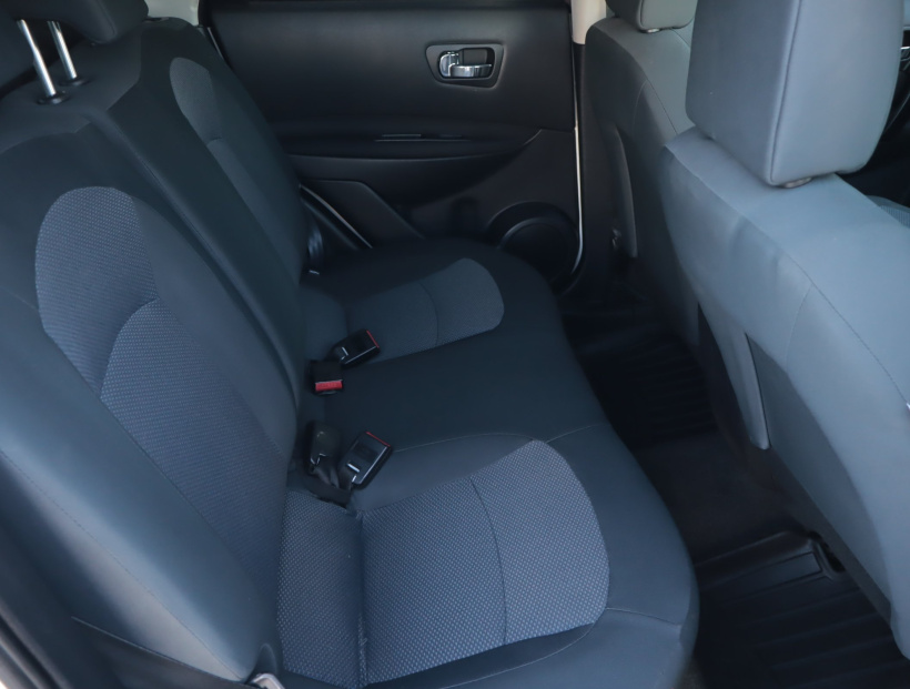 Nissan Qashqai, 2012