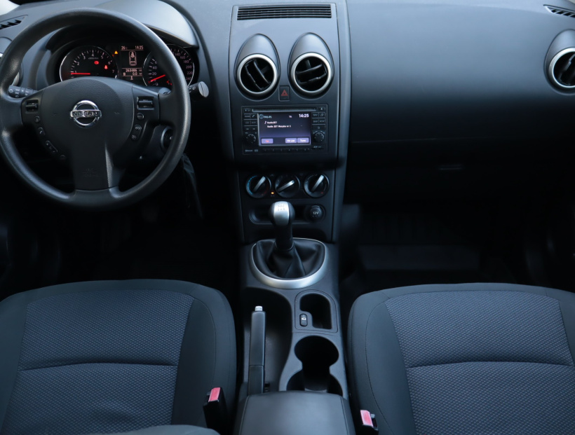 Nissan Qashqai, 2012
