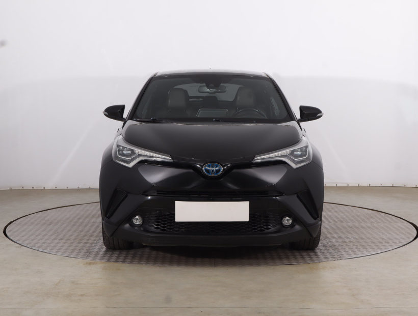 Toyota C-HR, 2018