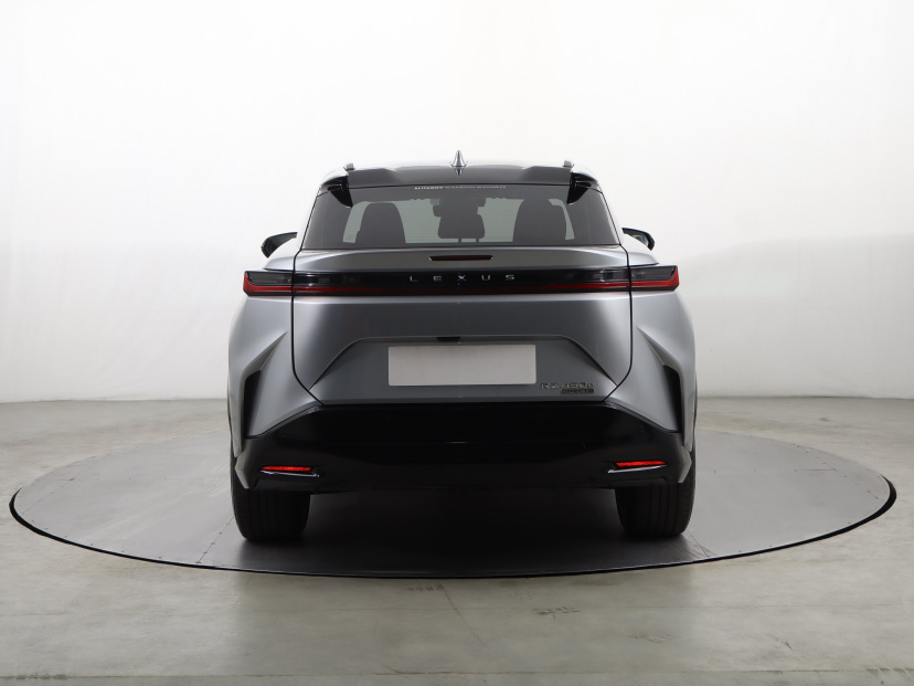 Lexus RZ, 2023