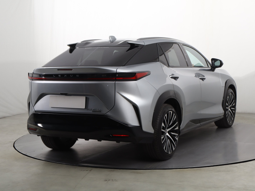 Lexus RZ, 2023