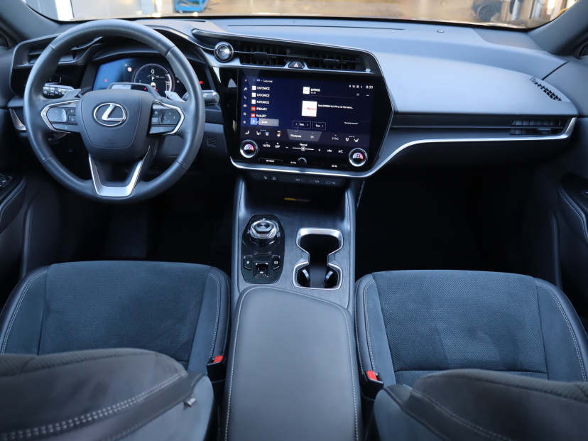Lexus RZ, 2023