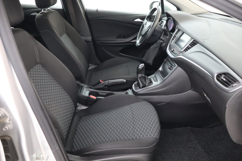 Opel Astra, 2016