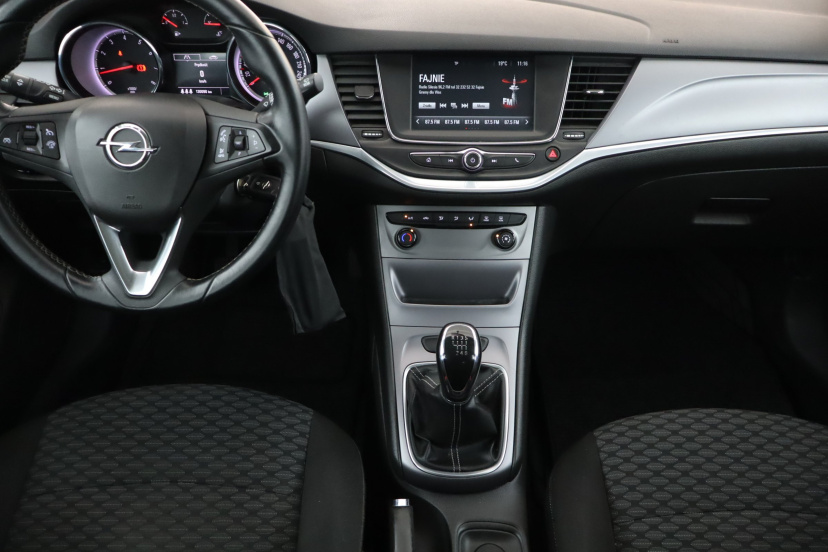 Opel Astra, 2016