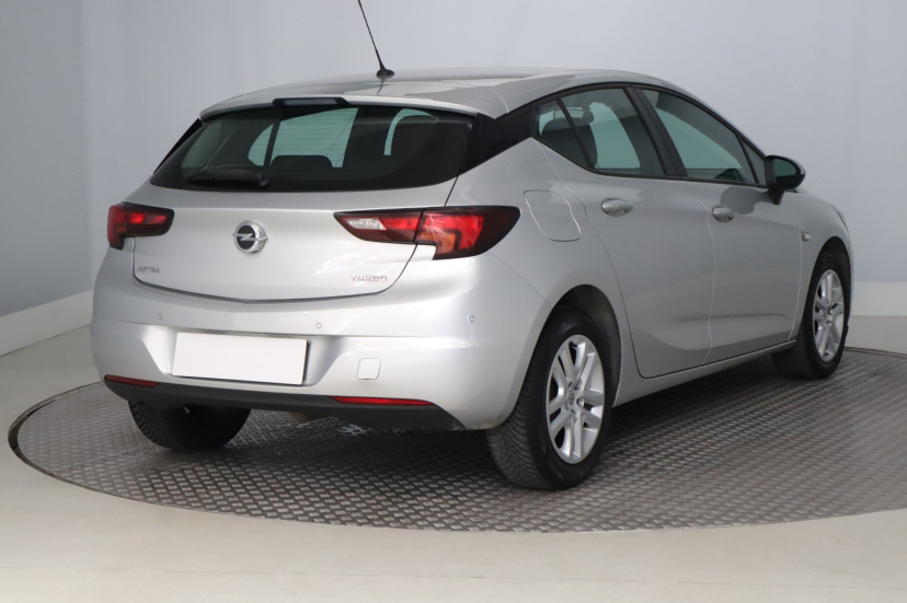 Opel Astra, 2016