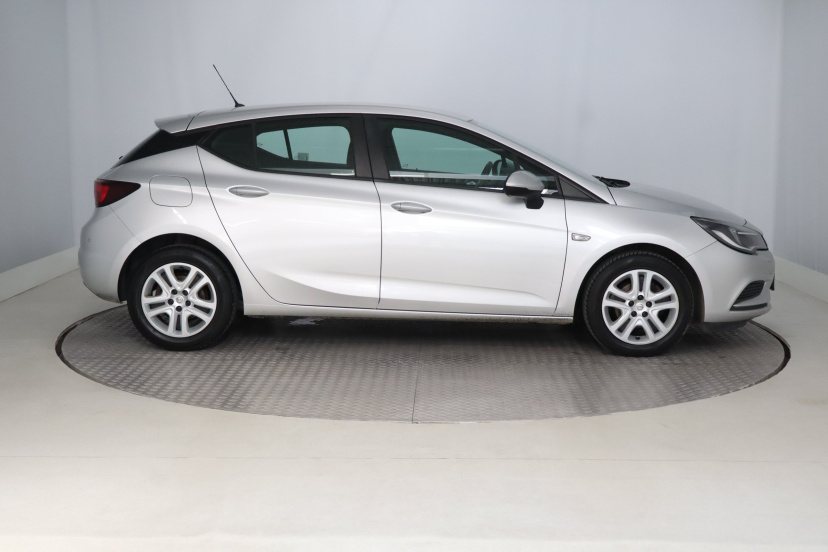 Opel Astra, 2016