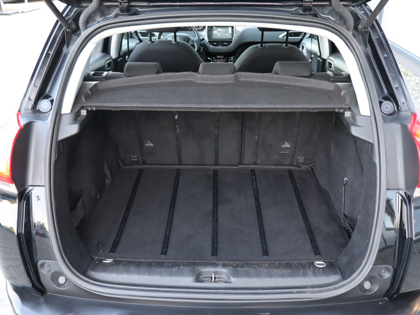 Peugeot 2008, 2015