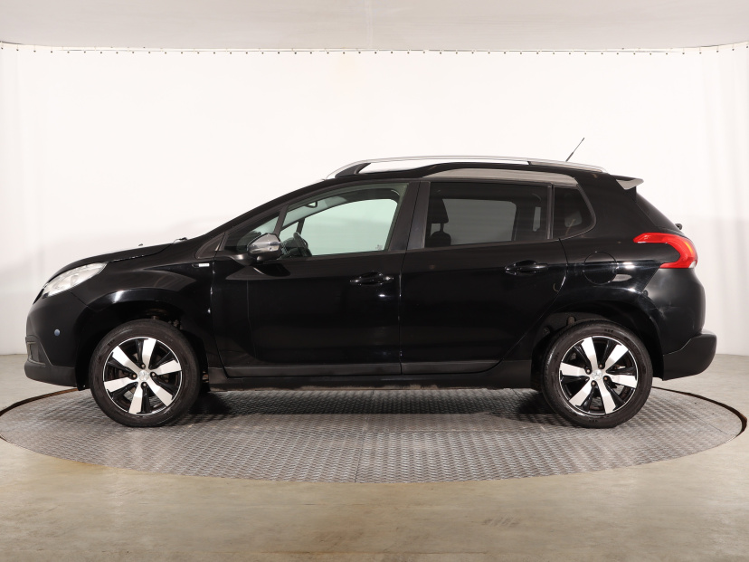 Peugeot 2008, 2015