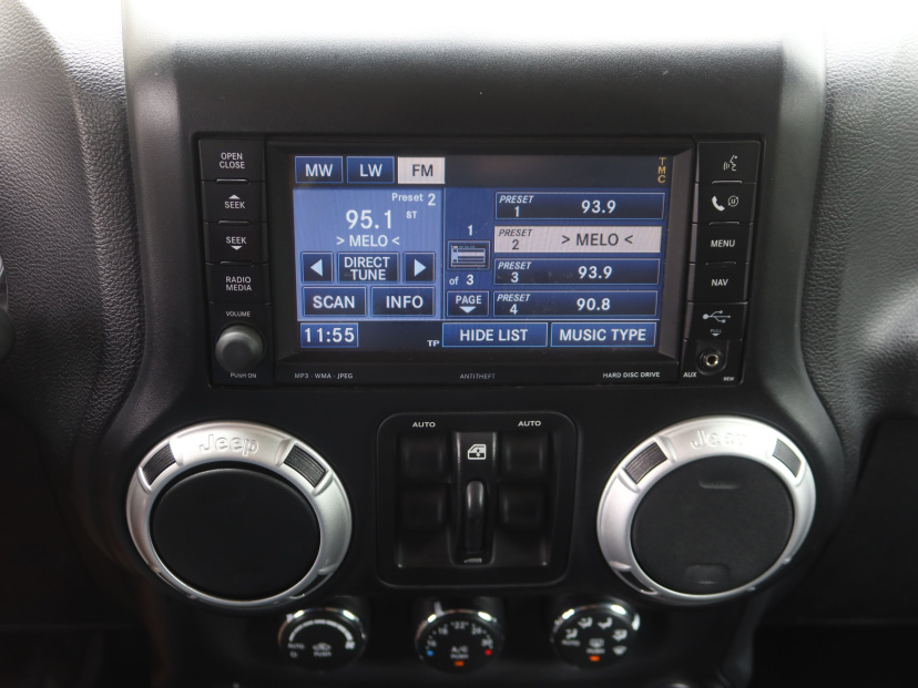Jeep Wrangler, 2011