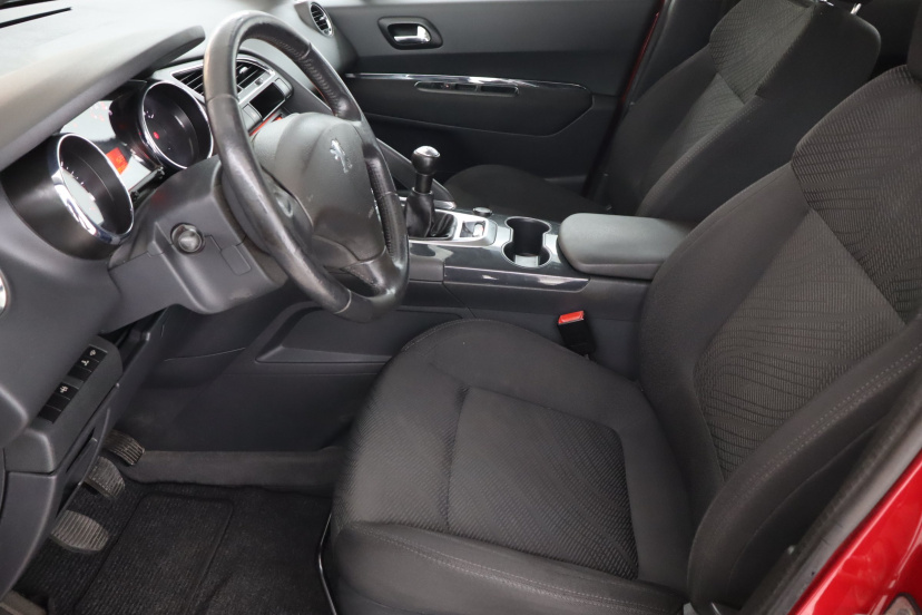 Peugeot 3008, 2011