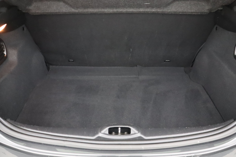 Peugeot 208, 2017