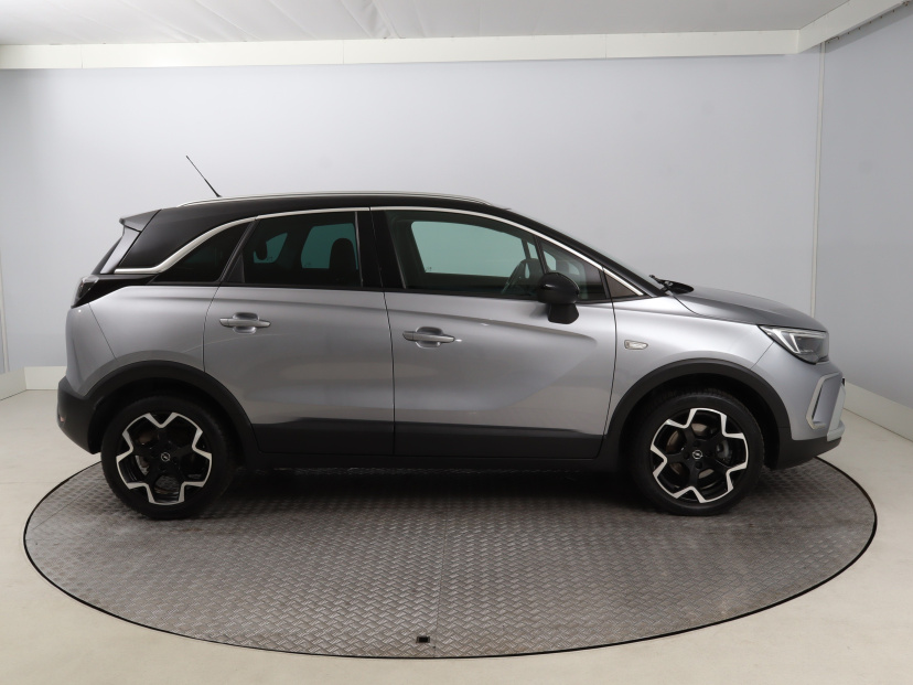 Opel Crossland, 2022