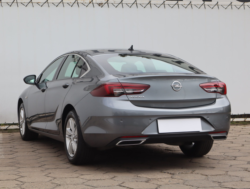 Opel Insignia, 2021