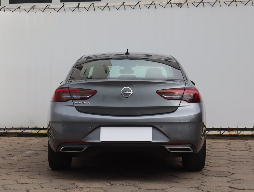 Opel Insignia, 2021
