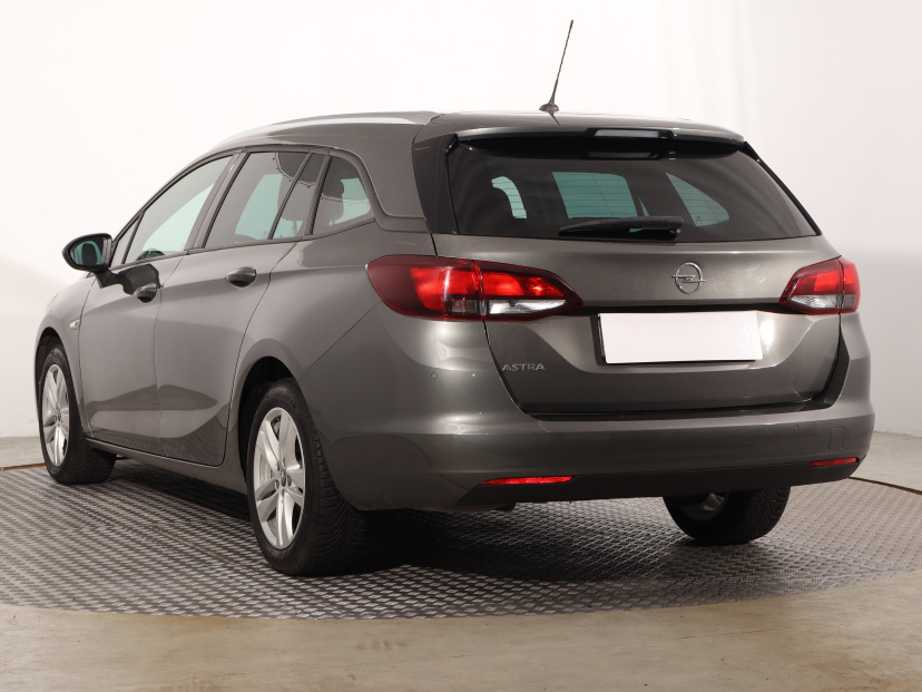 Opel Astra, 2020