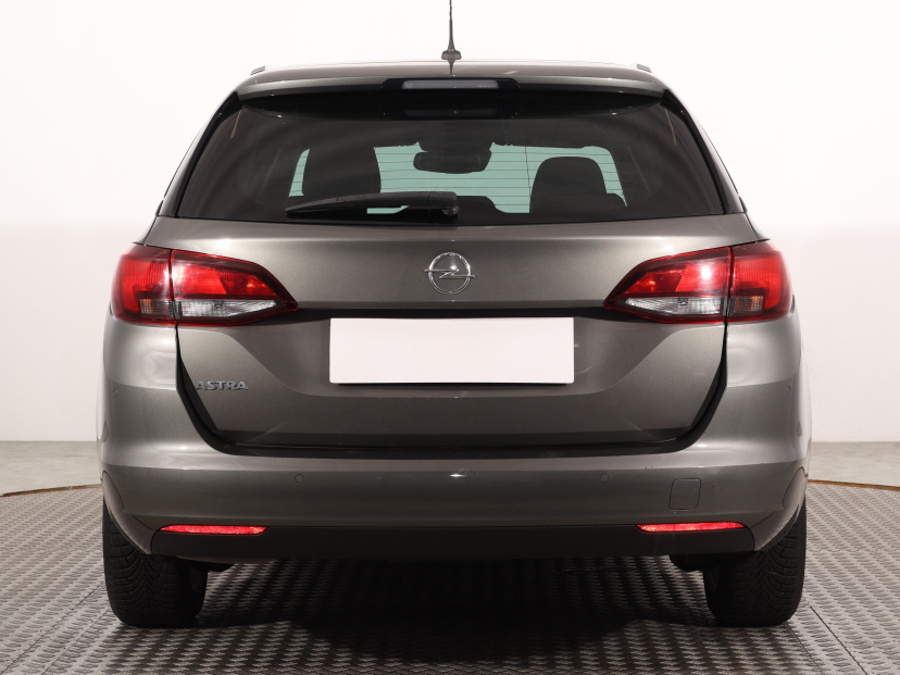 Opel Astra, 2020