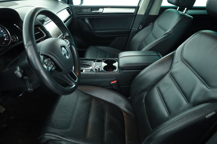 Volkswagen Touareg, 2010