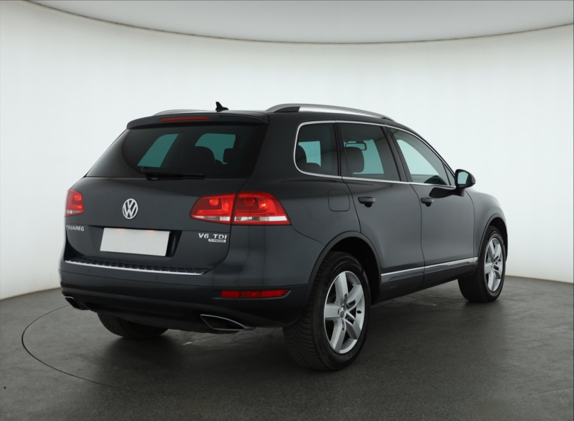 Volkswagen Touareg, 2010