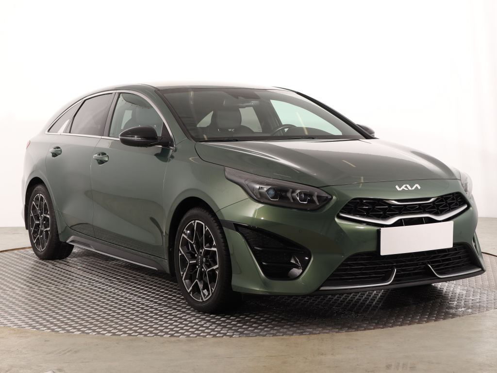 Kia ProCeed, 2022