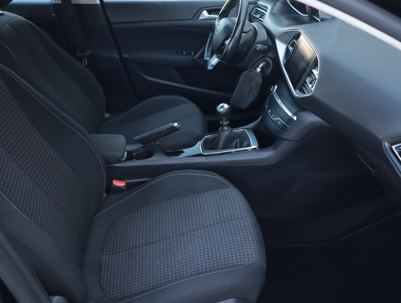 Peugeot 308, 2018