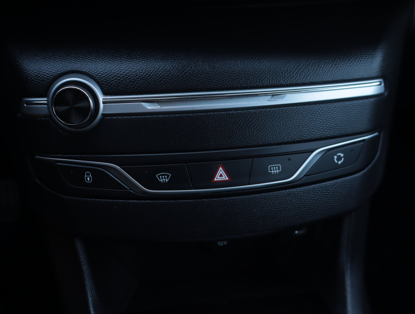 Peugeot 308, 2018