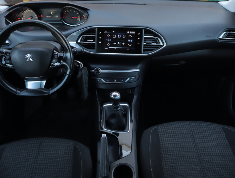 Peugeot 308, 2018
