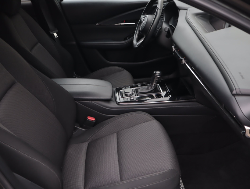 Mazda CX-30, 2022