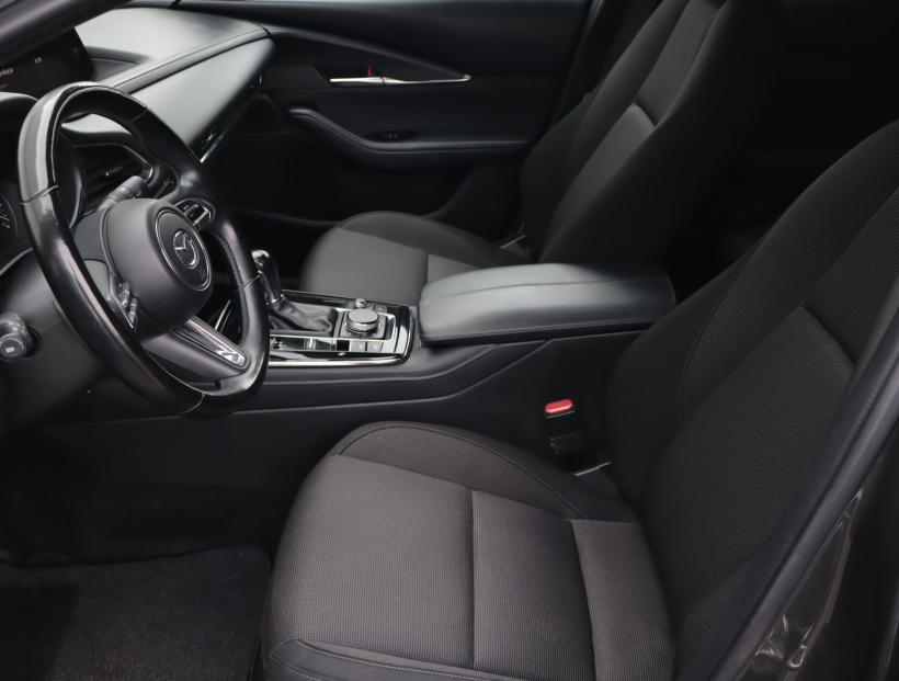 Mazda CX-30, 2022